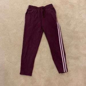 Aritzia straight leg sweatpants
